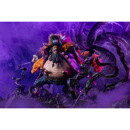 One Piece Marshall D. Teach (Blackbeard) Kurouzu Figur 24cm
