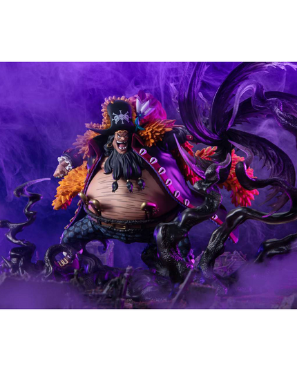 One Piece Marshall D. Teach (Blackbeard) Kurouzu Figur 24cm